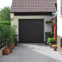 Ref8_Garagentor-c98ce220